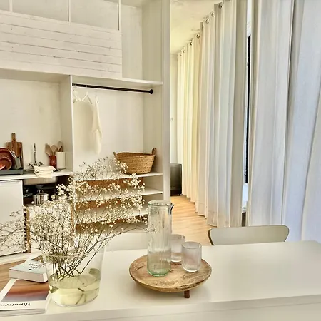 Casa Scandic Family Rooms&apartments 招待所 *